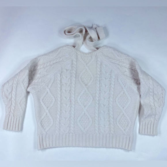 MANGO Sweater with slightly open back and a bow on the back. - Picture 1 of 7
